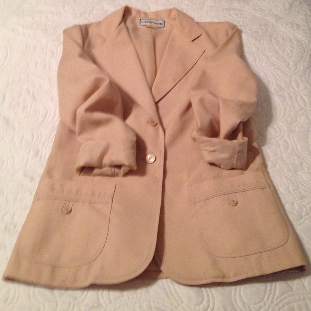 Bobbie Brooks Vintage Lightweight Tan Blazer